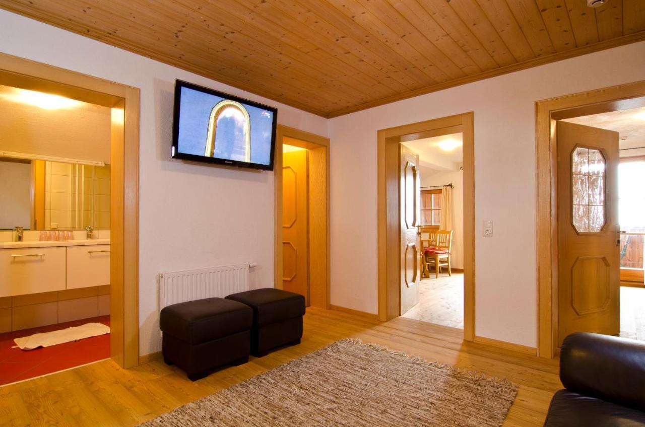 オーバーティリアッハWeberstube Weberhaus Zollhaus Zollstoecklアパートメント エクステリア 写真